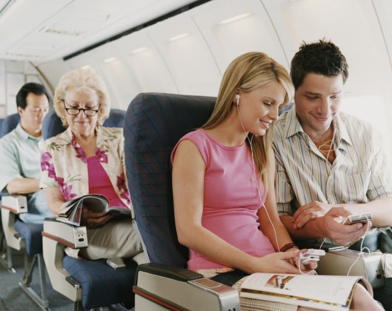 Comment rester en forme lors d’un voyage en avion?