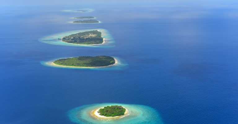 Que cachent les îles lointaines ?