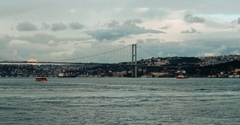 Comment organiser une traversée des continents inoubliable ?