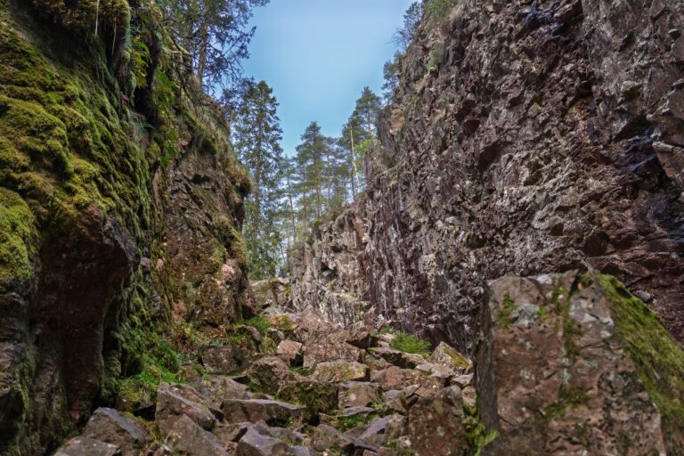 Explorez-vous les gorges sauvages lors d&rsquo;une itinérance ?